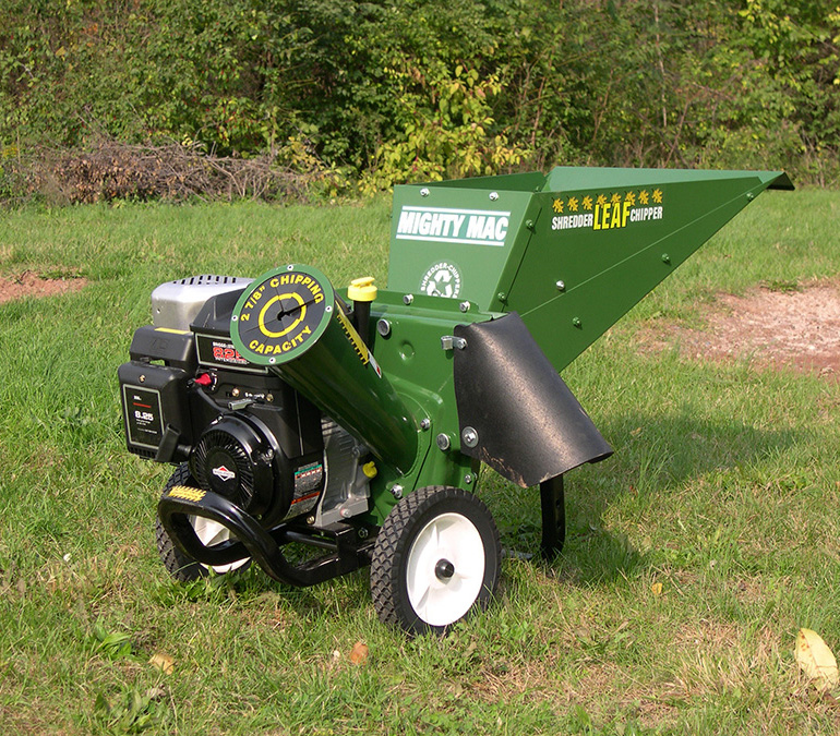 Mighty Mac Leaf Shredder Chipper LSC800 in a field