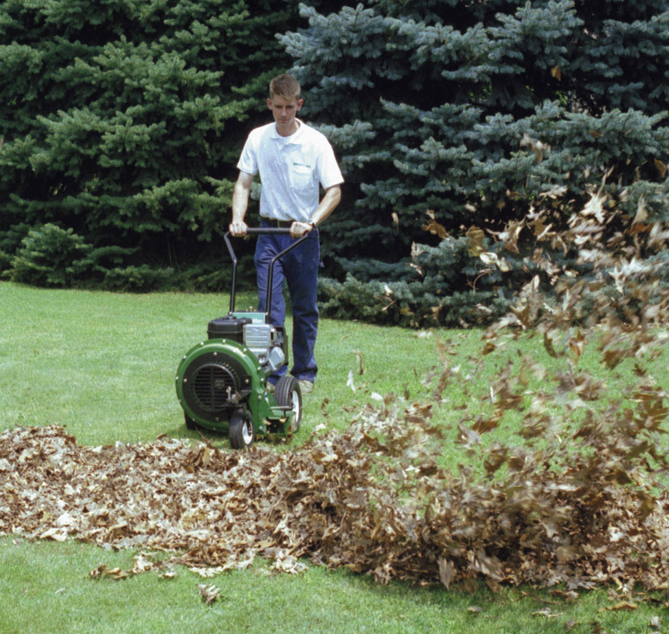 Mighty Mac LB10ICEZ Leaf Blower at work