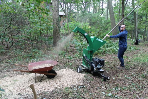 Mighty Mac Wood Chipper WC575E in action