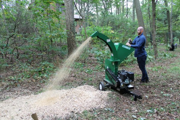 Mighty Mac Wood Chipper WC575E in action